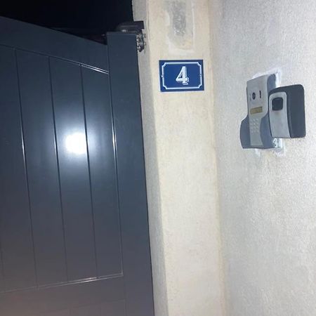 La Nuit Etoilee Hotel Marseille Bilik gambar